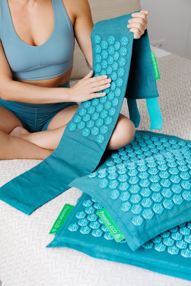 Mata akupresurowa Pranamat do łagodzenia bólu dolnej części pleców lub bólu lędźwiowego